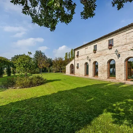 La Loggia Villa *